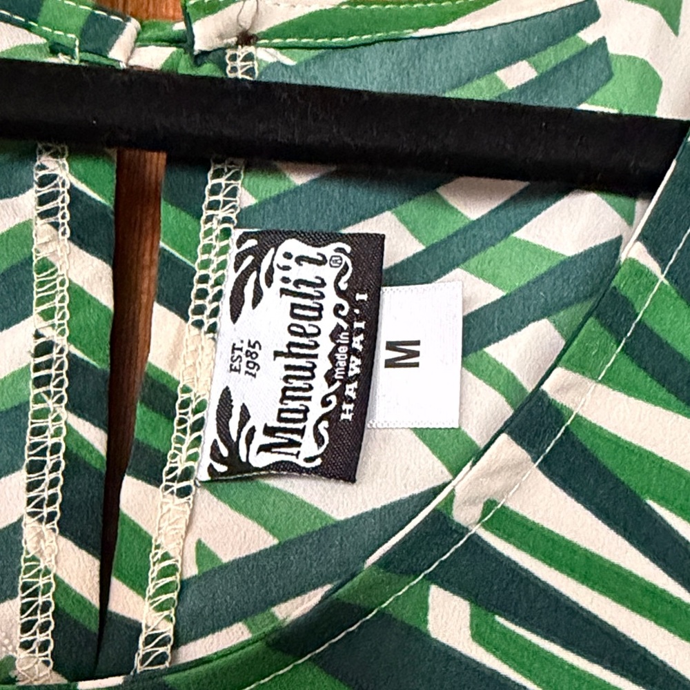 Manuhealii Green and White Palm-Print Blouse - Picture 3 of 4